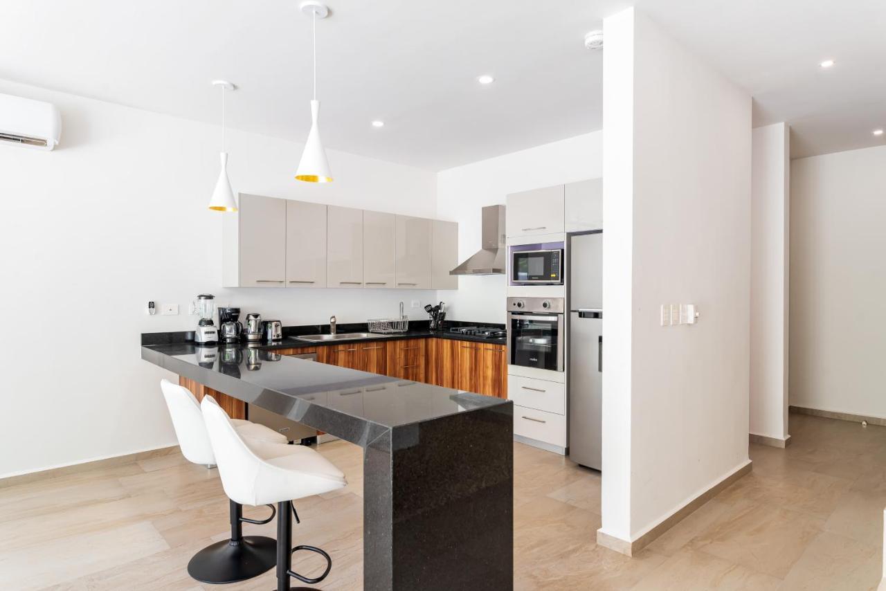 Entire House- 3Br With Private Roof Top Deck Playa del Carmen Buitenkant foto