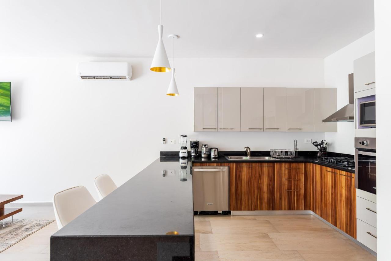 Entire House- 3Br With Private Roof Top Deck Playa del Carmen Buitenkant foto