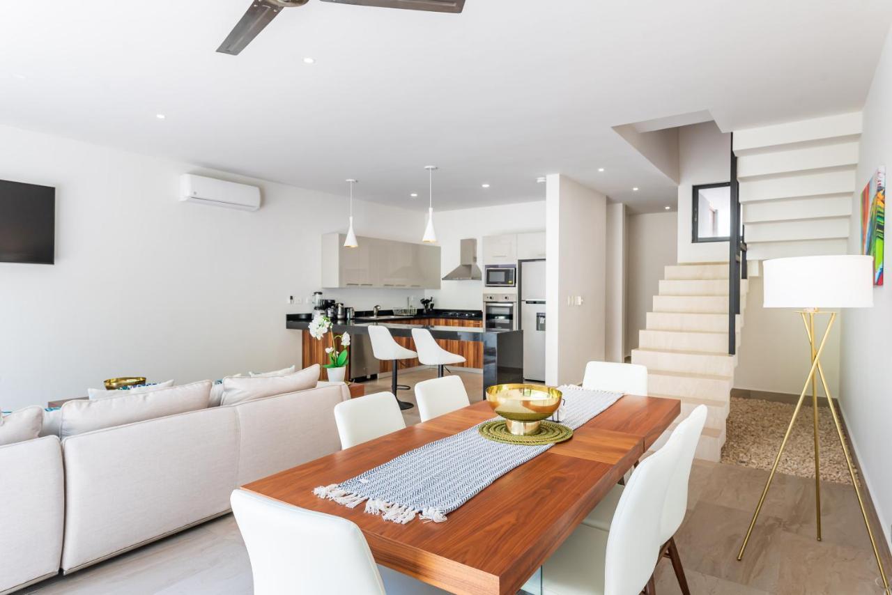 Entire House- 3Br With Private Roof Top Deck Playa del Carmen Buitenkant foto