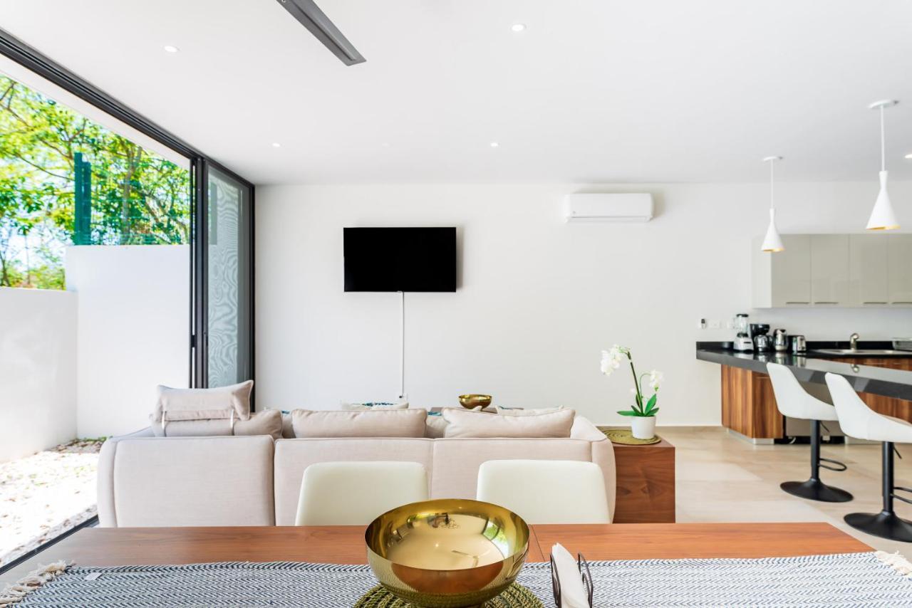 Entire House- 3Br With Private Roof Top Deck Playa del Carmen Buitenkant foto